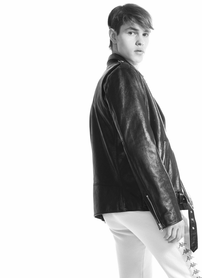 Harel Alon by Stephan Mientus Harel Alon by Stephan Mientus Vanity Teen 虚荣青年 Lifestyle & new faces magazine