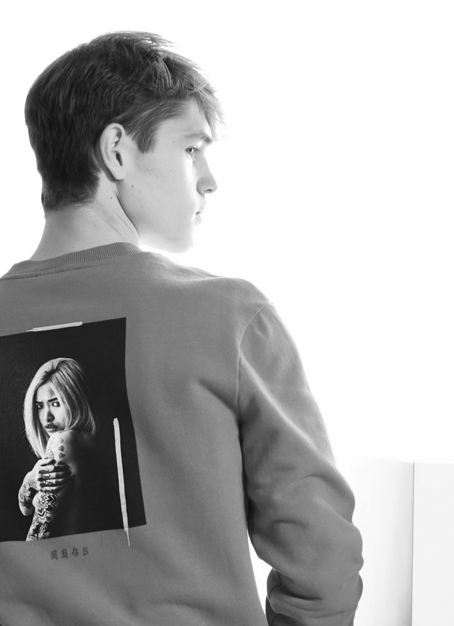 Harel Alon by Stephan Mientus Harel Alon by Stephan Mientus Vanity Teen 虚荣青年 Lifestyle & new faces magazine