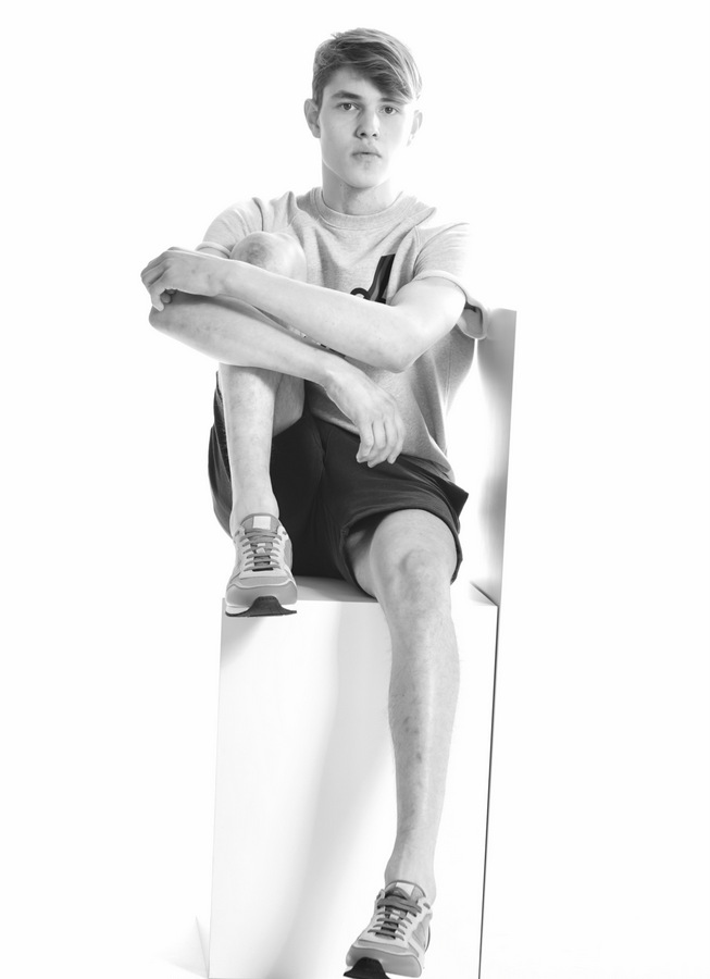 Harel Alon by Stephan Mientus Harel Alon by Stephan Mientus Vanity Teen 虚荣青年 Lifestyle & new faces magazine