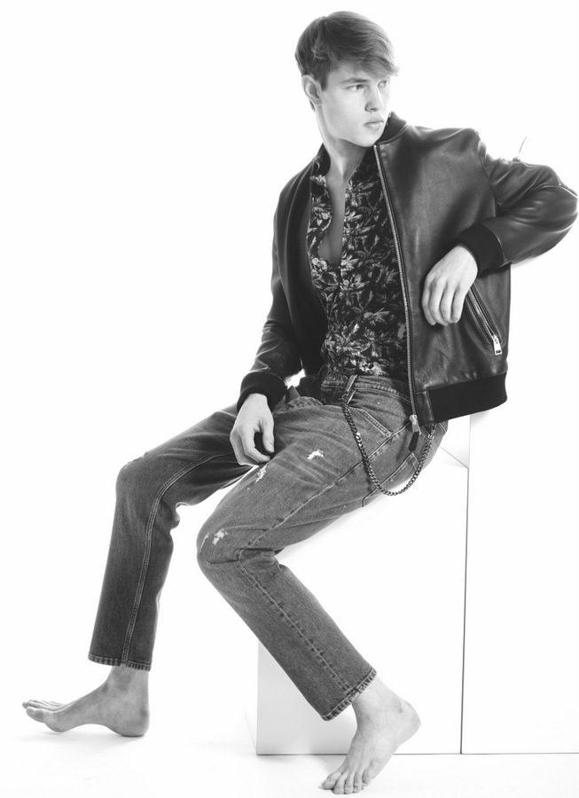 Harel Alon by Stephan Mientus Harel Alon by Stephan Mientus Vanity Teen 虚荣青年 Lifestyle & new faces magazine