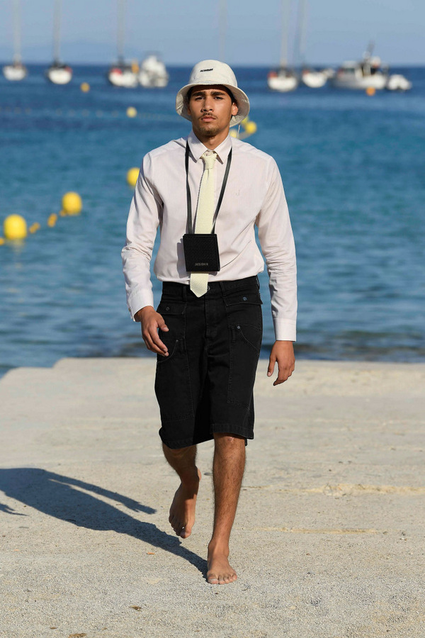Jacquemus Men's S/S 2019 Jacquemus Men's S/S 2019 Vanity Teen 虚荣青年 Lifestyle & new faces magazine