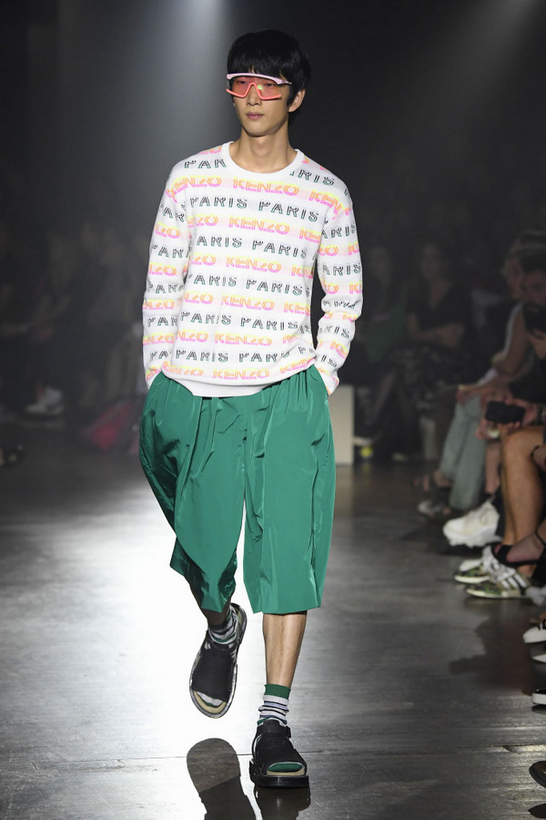 Kenzo S/S 2019 Kenzo S/S 2019 Vanity Teen 虚荣青年 Lifestyle & new faces magazine