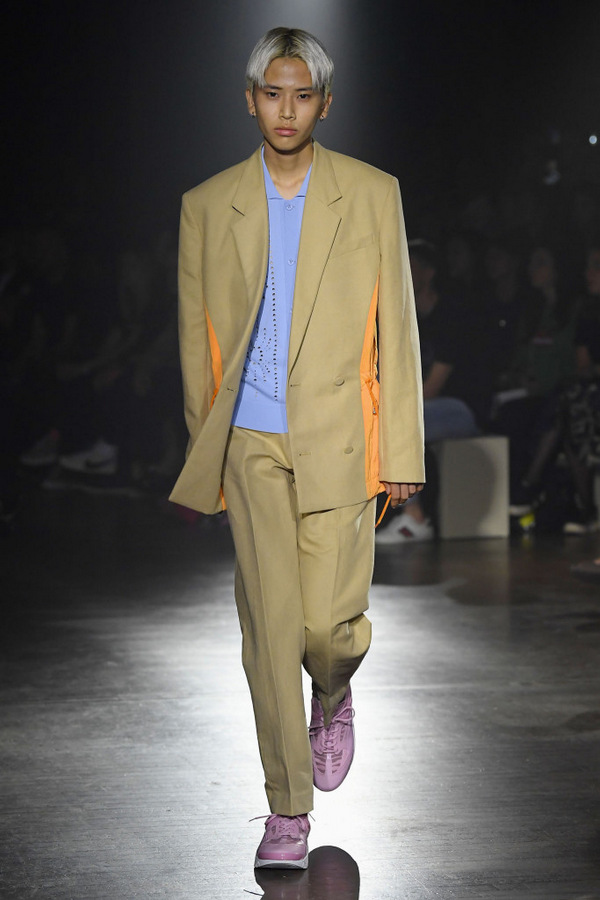 Kenzo S/S 2019 Kenzo S/S 2019 Vanity Teen 虚荣青年 Lifestyle & new faces magazine