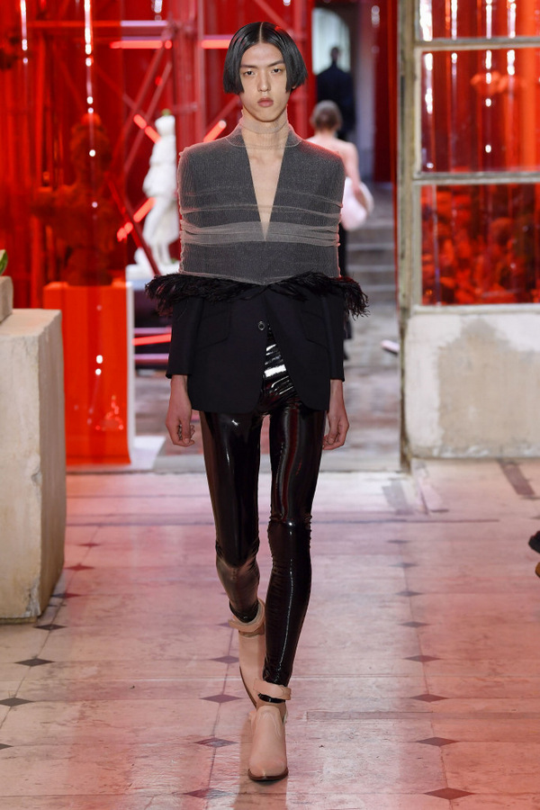 Maison Margiela S/S 2019 Maison Margiela S/S 2019 Vanity Teen 虚荣青年 Lifestyle & new faces magazine