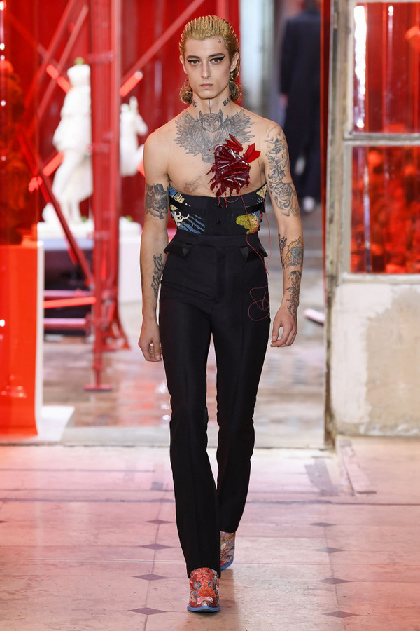 Maison Margiela S/S 2019 Maison Margiela S/S 2019 Vanity Teen 虚荣青年 Lifestyle & new faces magazine