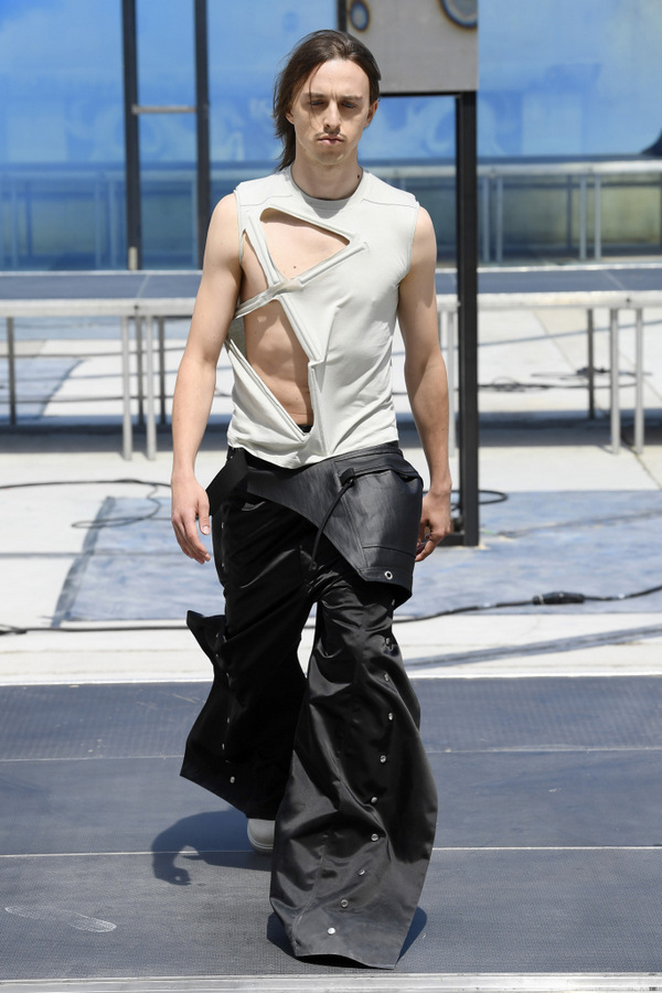 Rick Owens S/S 2019 Rick Owens S/S 2019 Vanity Teen 虚荣青年 Lifestyle & new faces magazine