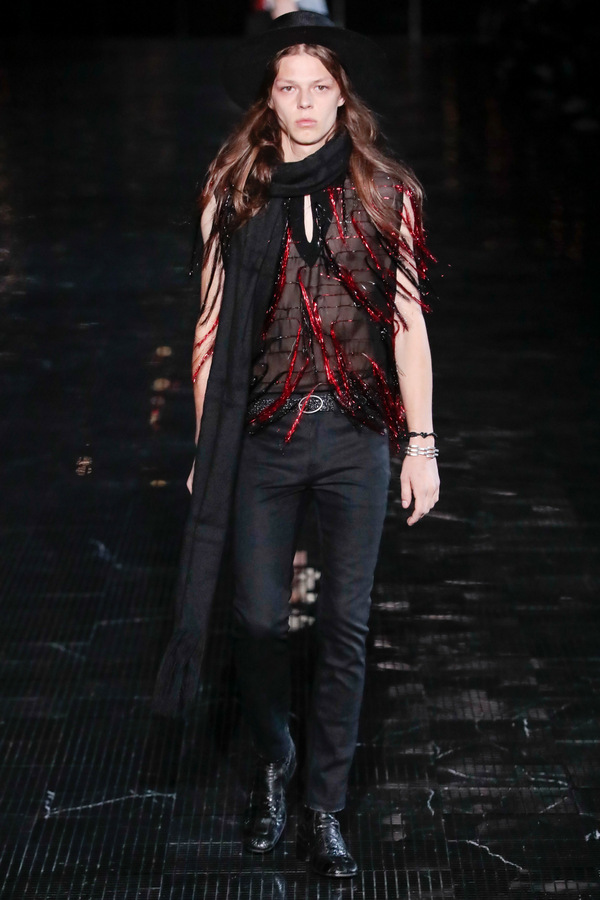 Saint Laurent S/S 2019 Saint Laurent S/S 2019 Vanity Teen 虚荣青年 Lifestyle & new faces magazine