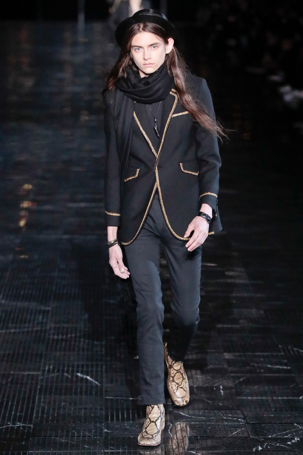 Saint Laurent S/S 2019 Saint Laurent S/S 2019 Vanity Teen 虚荣青年 Lifestyle & new faces magazine