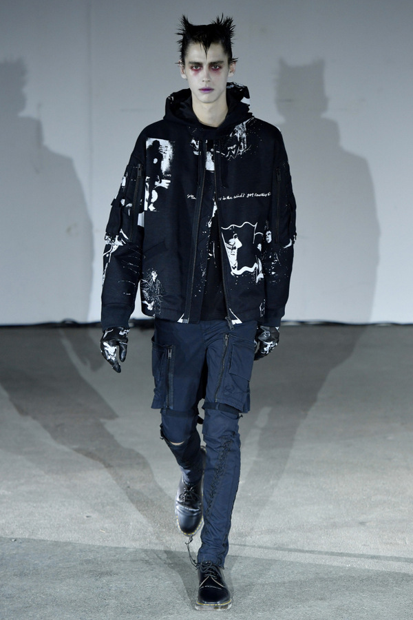 Undercover S/S 2019 Undercover S/S 2019 Vanity Teen 虚荣青年 Lifestyle & new faces magazine