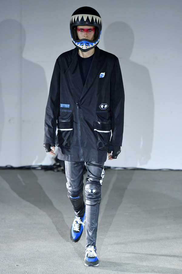 Undercover S/S 2019 Undercover S/S 2019 Vanity Teen 虚荣青年 Lifestyle & new faces magazine