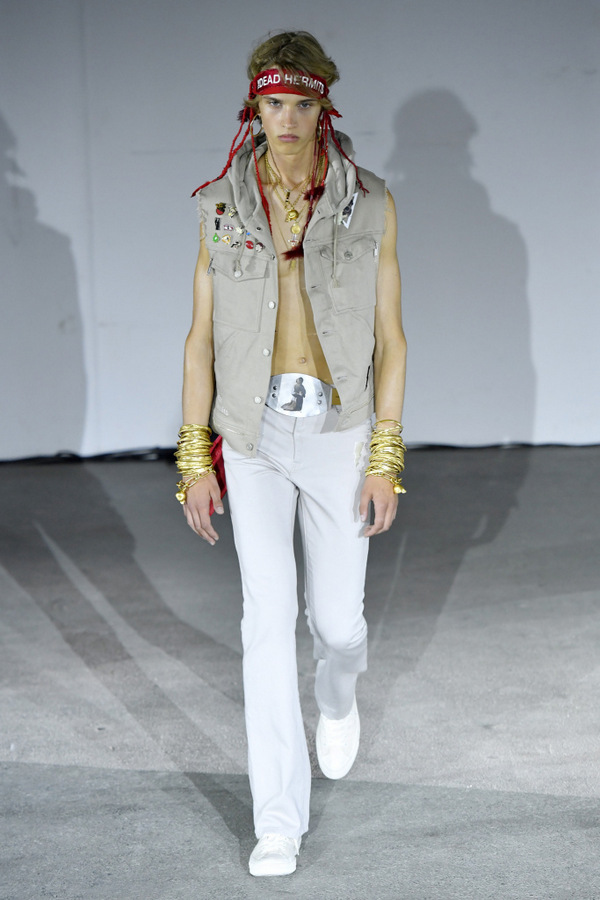 Undercover S/S 2019 Undercover S/S 2019 Vanity Teen 虚荣青年 Lifestyle & new faces magazine