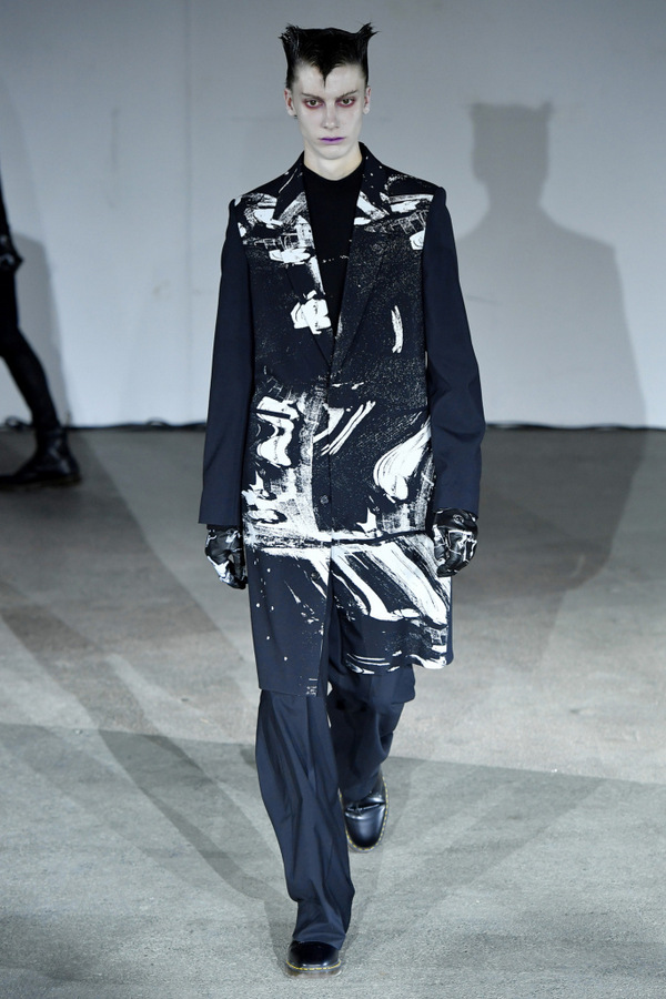 Undercover S/S 2019 Undercover S/S 2019 Vanity Teen 虚荣青年 Lifestyle & new faces magazine