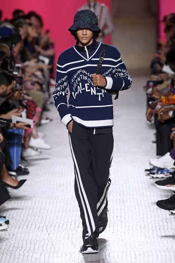 Valentino S/S 2019 Valentino S/S 2019 Vanity Teen 虚荣青年 Lifestyle & new faces magazine