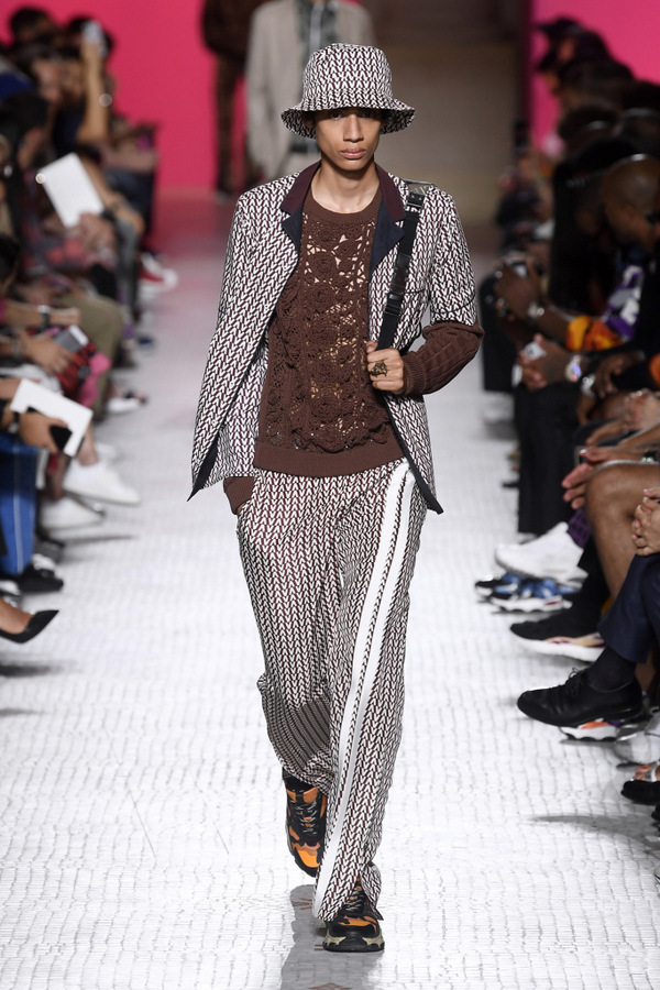 Valentino S/S 2019 Valentino S/S 2019 Vanity Teen 虚荣青年 Lifestyle & new faces magazine