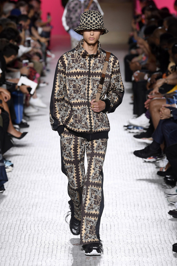 Valentino S/S 2019 Valentino S/S 2019 Vanity Teen 虚荣青年 Lifestyle & new faces magazine