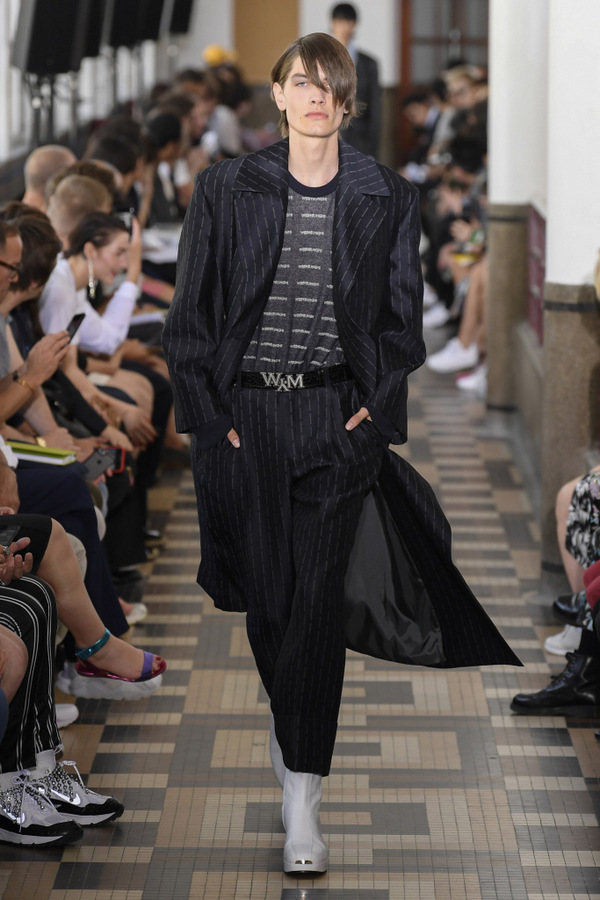 Wooyoungmi S/S 2019 Wooyoungmi S/S 2019 Vanity Teen 虚荣青年 Lifestyle & new faces magazine