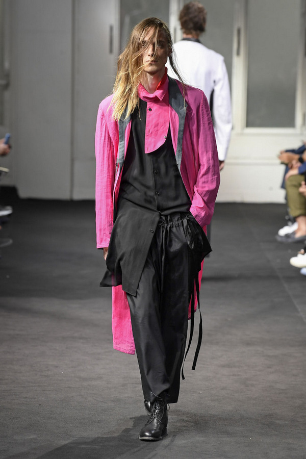 Yohji Yamamoto S/S 2019 Yohji Yamamoto S/S 2019 Vanity Teen 虚荣青年 Lifestyle & new faces magazine