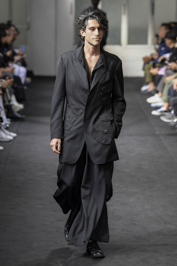 Yohji Yamamoto S/S 2019 Yohji Yamamoto S/S 2019 Vanity Teen 虚荣青年 Lifestyle & new faces magazine