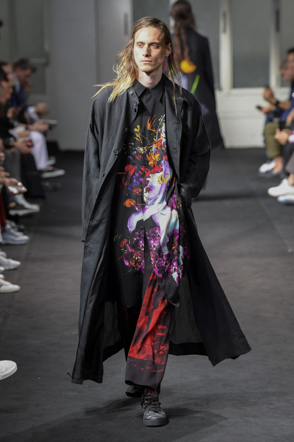 Yohji Yamamoto S/S 2019 Yohji Yamamoto S/S 2019 Vanity Teen 虚荣青年 Lifestyle & new faces magazine