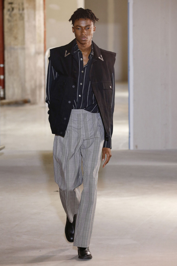 Études S/S 2019 Études S/S 2019 Vanity Teen 虚荣青年 Lifestyle & new faces magazine