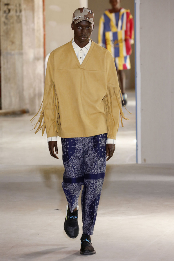 Études S/S 2019 Études S/S 2019 Vanity Teen 虚荣青年 Lifestyle & new faces magazine