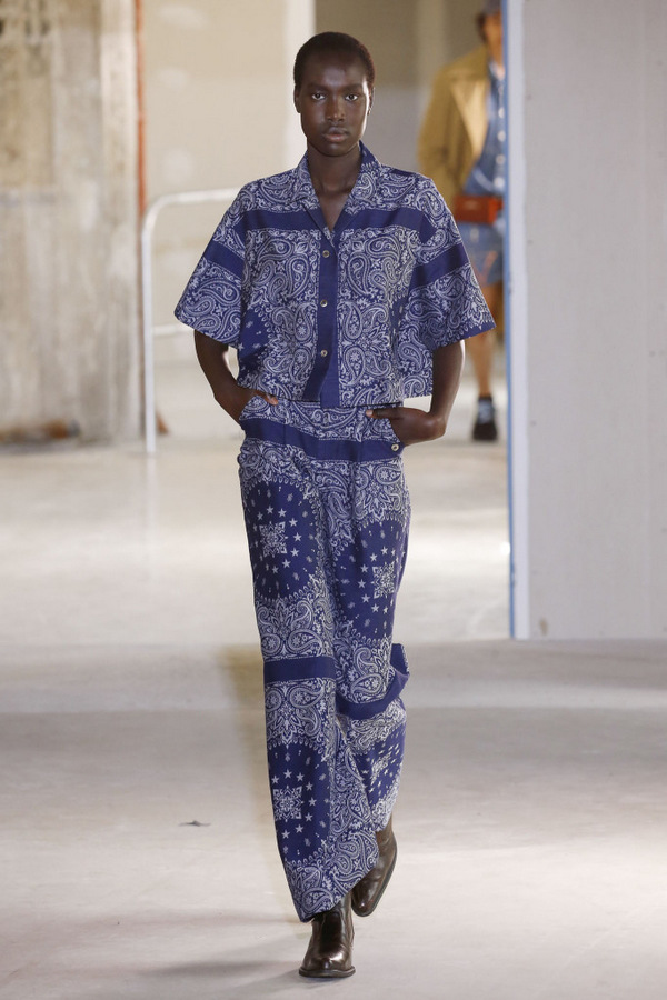 Études S/S 2019 Études S/S 2019 Vanity Teen 虚荣青年 Lifestyle & new faces magazine