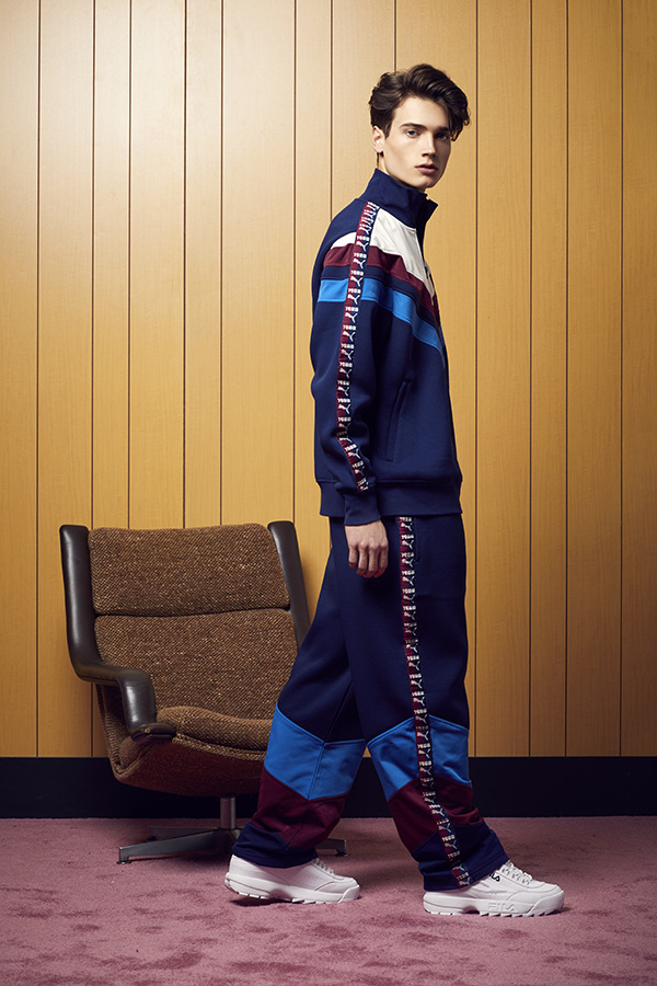 90s Heartthrob: Keenan Kelley by Matt Torres 90s Heartthrob: Keenan Kelley by Matt Torres Vanity Teen 虚荣青年 Lifestyle & new faces magazine