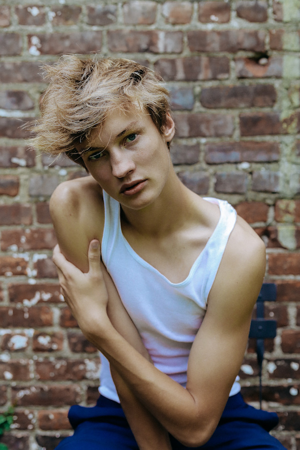 Anton Martinez by J.J Geiger Anton Martinez by J.J Geiger Vanity Teen 虚荣青年 Lifestyle & new faces magazine