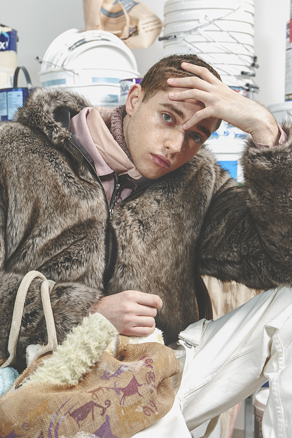 Bengal Lancer by Carrie Furnell Bengal Lancer by Carrie Furnell Vanity Teen 虚荣青年 Lifestyle & new faces magazine