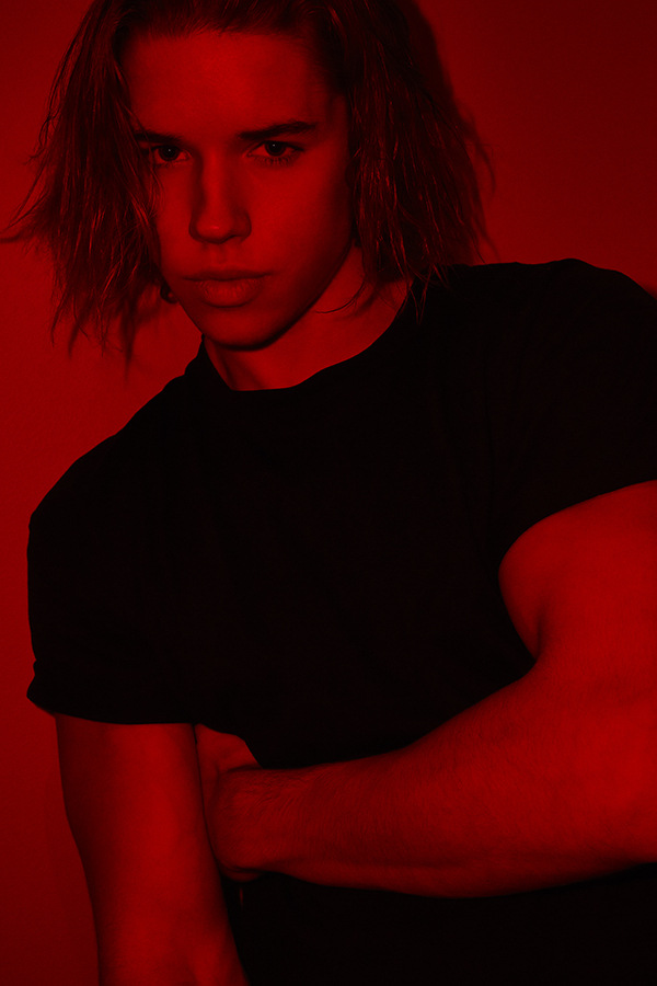 Caspar Thomas & Lucas White-Smith by Trent Pace Caspar Thomas & Lucas White-Smith by Trent Pace Vanity Teen 虚荣青年 Lifestyle & new faces magazine