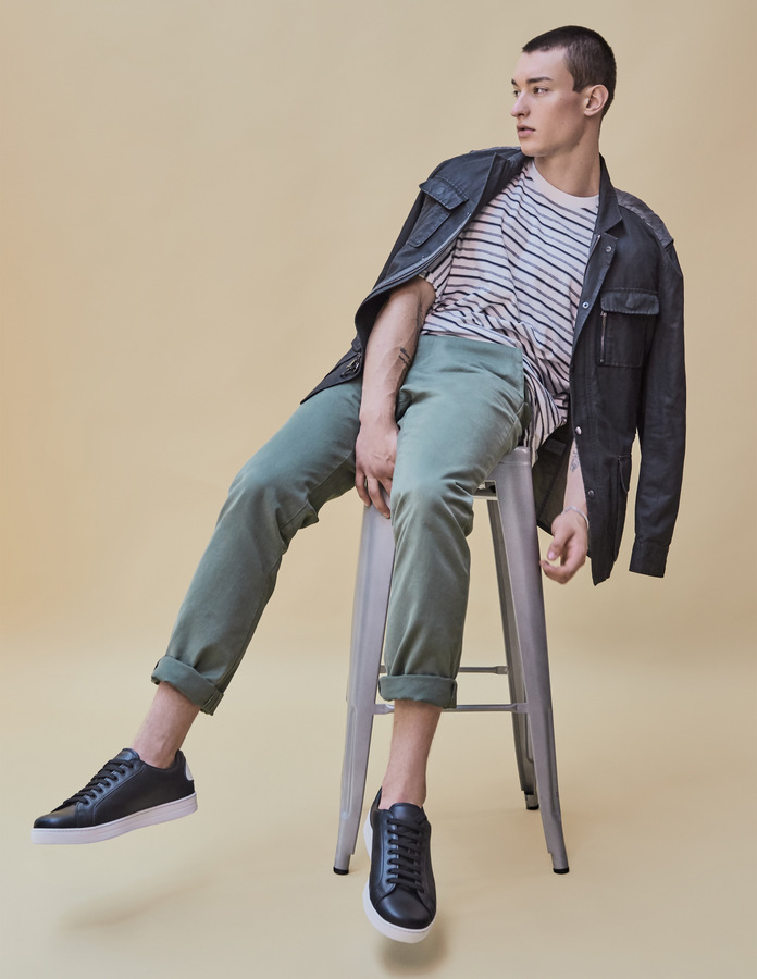 Daniel Ivaskiv & Isaiah Thompson by Adam Mayer Daniel Ivaskiv & Isaiah Thompson by Adam Mayer Vanity Teen 虚荣青年 Lifestyle & new faces magazine