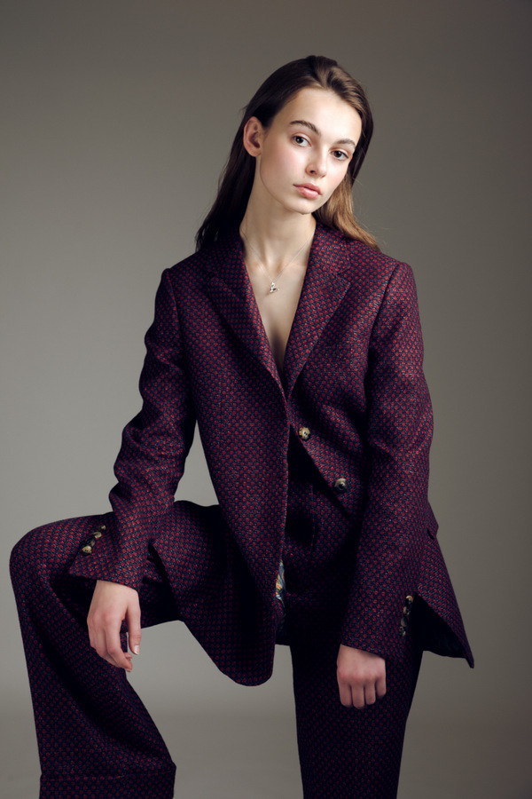 Laura, Mariangela, Simona, and Elisa by Kay Sukumar Laura, Mariangela, Simona, and Elisa by Kay Sukumar Vanity Teen 虚荣青年 Lifestyle & new faces magazine