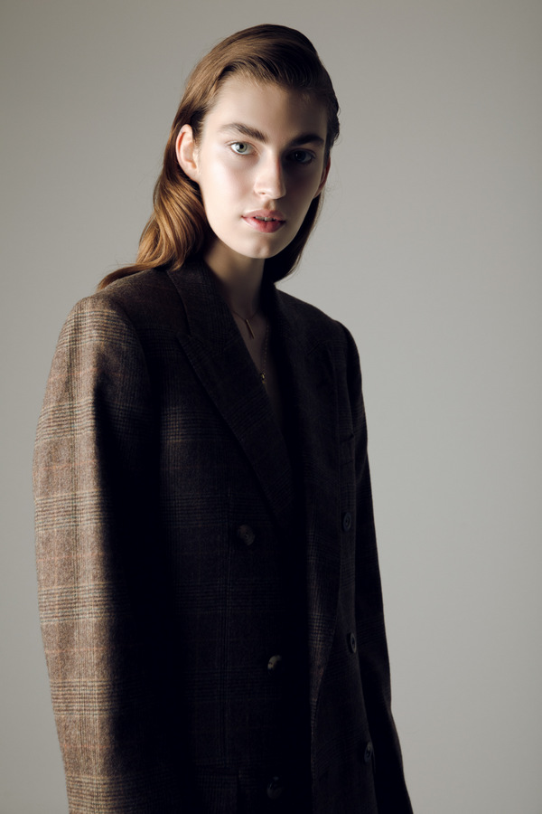 Laura, Mariangela, Simona, and Elisa by Kay Sukumar Laura, Mariangela, Simona, and Elisa by Kay Sukumar Vanity Teen 虚荣青年 Lifestyle & new faces magazine