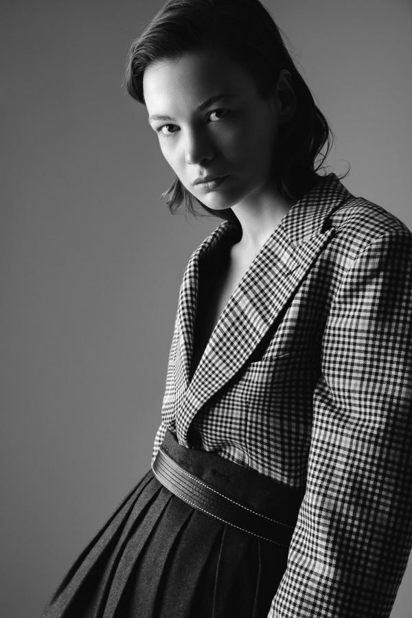 Laura, Mariangela, Simona, and Elisa by Kay Sukumar Laura, Mariangela, Simona, and Elisa by Kay Sukumar Vanity Teen 虚荣青年 Lifestyle & new faces magazine