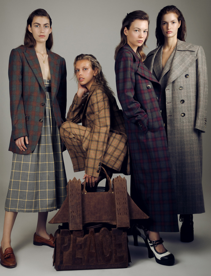 Laura, Mariangela, Simona, and Elisa by Kay Sukumar Laura, Mariangela, Simona, and Elisa by Kay Sukumar Vanity Teen 虚荣青年 Lifestyle & new faces magazine