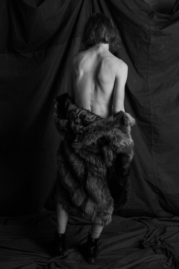 Anxiety by Vaidas Jokubauskas Anxiety by Vaidas Jokubauskas Vanity Teen 虚荣青年 Lifestyle & new faces magazine