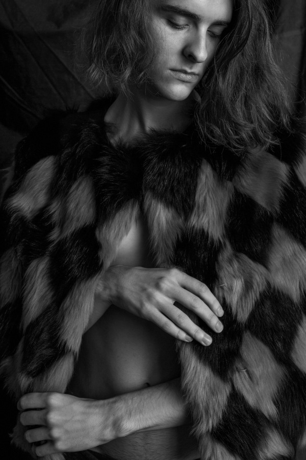 Anxiety by Vaidas Jokubauskas Anxiety by Vaidas Jokubauskas Vanity Teen 虚荣青年 Lifestyle & new faces magazine