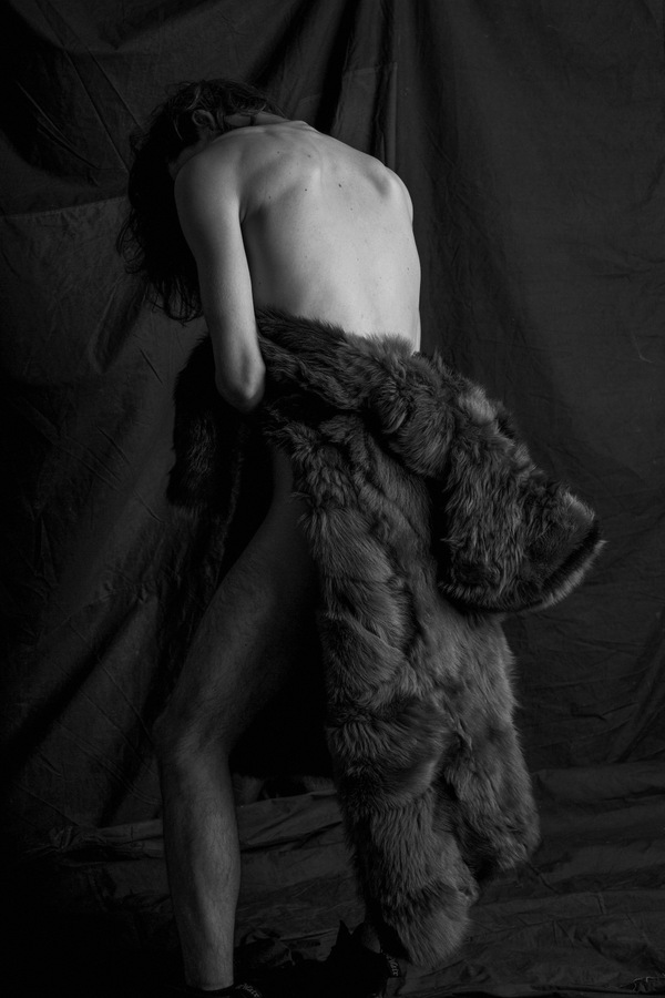 Anxiety by Vaidas Jokubauskas Anxiety by Vaidas Jokubauskas Vanity Teen 虚荣青年 Lifestyle & new faces magazine