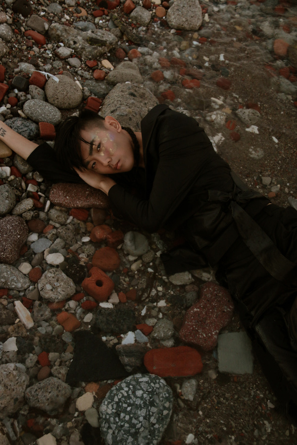 Eklips by Martie Hechanova Eklips by Martie Hechanova Vanity Teen 虚荣青年 Lifestyle & new faces magazine