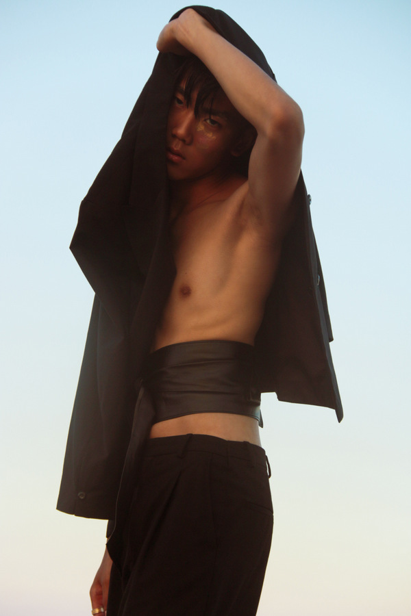 Eklips by Martie Hechanova Eklips by Martie Hechanova Vanity Teen 虚荣青年 Lifestyle & new faces magazine