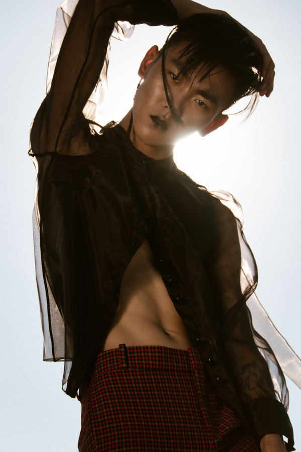 Eklips by Martie Hechanova Eklips by Martie Hechanova Vanity Teen 虚荣青年 Lifestyle & new faces magazine