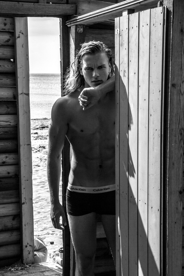 Bitchy Boy: Nick Falke by Matheos Allatsatianos Bitchy Boy: Nick Falke by Matheos Allatsatianos Vanity Teen 虚荣青年 Lifestyle & new faces magazine