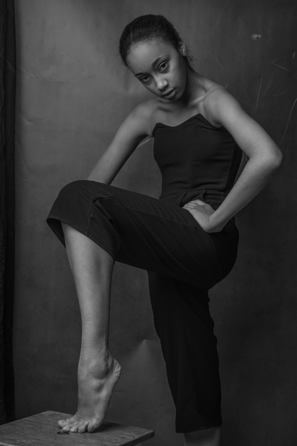 Nella modalità: Angela by Christoph Marti Nella modalità: Angela by Christoph Marti Vanity Teen 虚荣青年 Lifestyle & new faces magazine