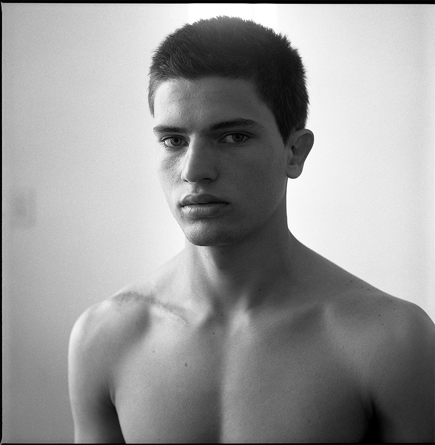 Tincho by Joaquín Soler Tincho by Joaquín Soler Vanity Teen 虚荣青年 Lifestyle & new faces magazine