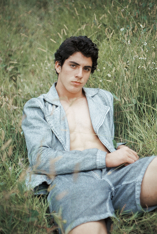 Carrizalillos by Rodrigo Alvarez Carrizalillos by Rodrigo Alvarez Vanity Teen 虚荣青年 Lifestyle & new faces magazine