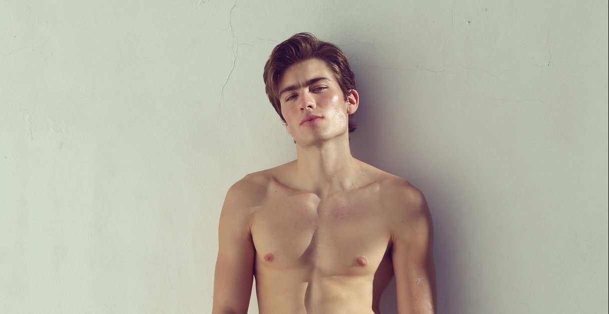 Luciano Brassesco by Diego Restivo Luciano Brassesco by Diego Restivo Vanity Teen 虚荣青年 Lifestyle & new faces magazine