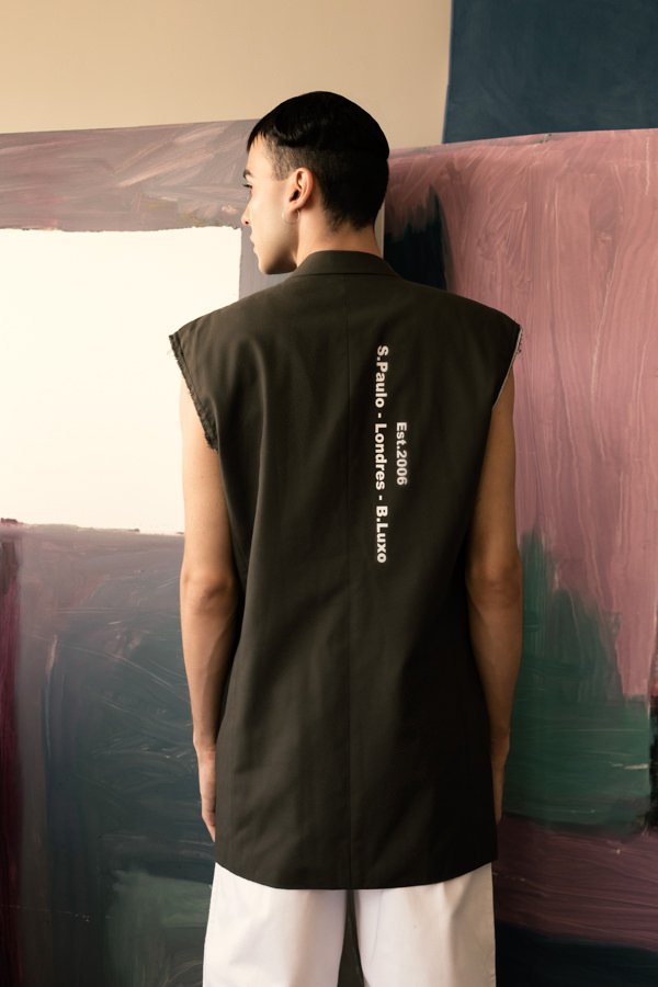 Victor Zuim & Ivana Wonder by Thiago Santos Victor Zuim & Ivana Wonder by Thiago Santos Vanity Teen 虚荣青年 Lifestyle & new faces magazine