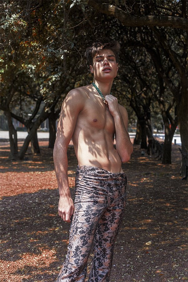 Aaron Pellegrino by Jorgue Sanchez Aaron Pellegrino by Jorgue Sanchez Vanity Teen 虚荣青年 Lifestyle & new faces magazine