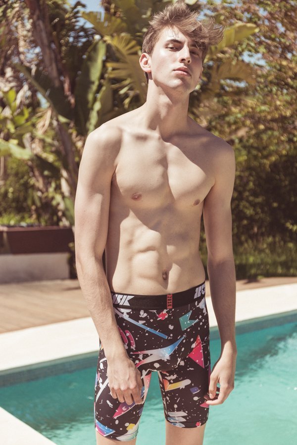 Alvaro Bracero by Juanchy Garcia Alvaro Bracero by Juanchy Garcia Vanity Teen 虚荣青年 Lifestyle & new faces magazine