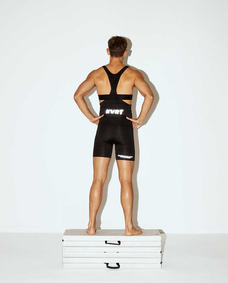 KVRT STVFF 1ST COLLECTION KVRT STVFF 1ST COLLECTION Vanity Teen 虚荣青年 Lifestyle & new faces magazine